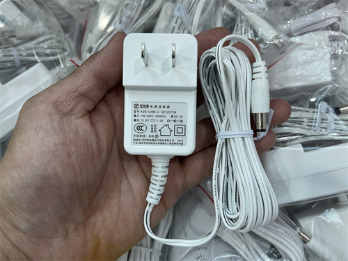 海康萤石乐橙12V1A监控电源适配器5米充电器火牛c8w/c5hc/c3hc/c4