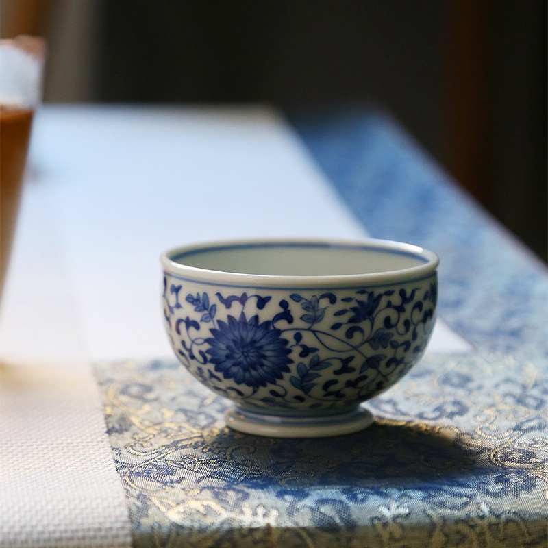 景德镇青花瓷茶杯主人杯单杯女缠枝莲品茗杯个人专用功夫茶具单件