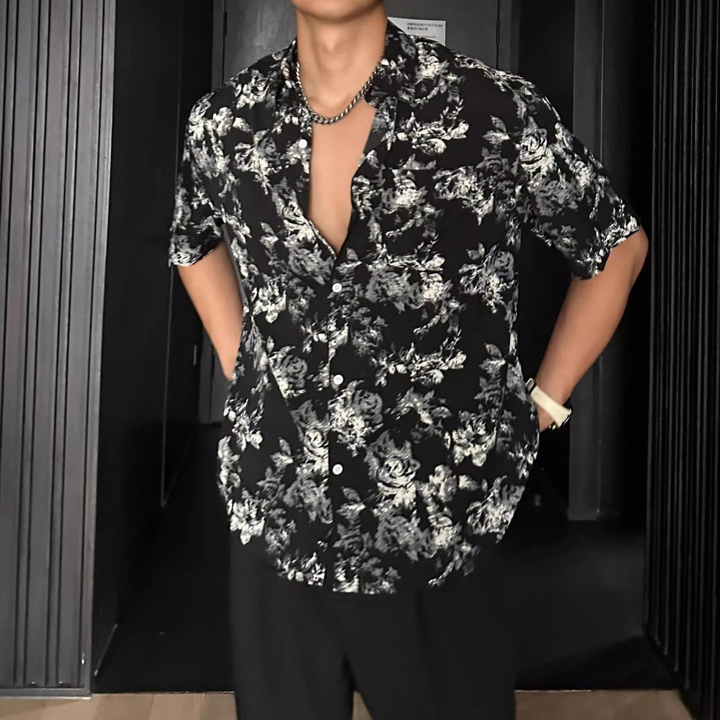 夏季轻薄透气宽松休闲港风痞帅垂坠短袖印花花衬衫男