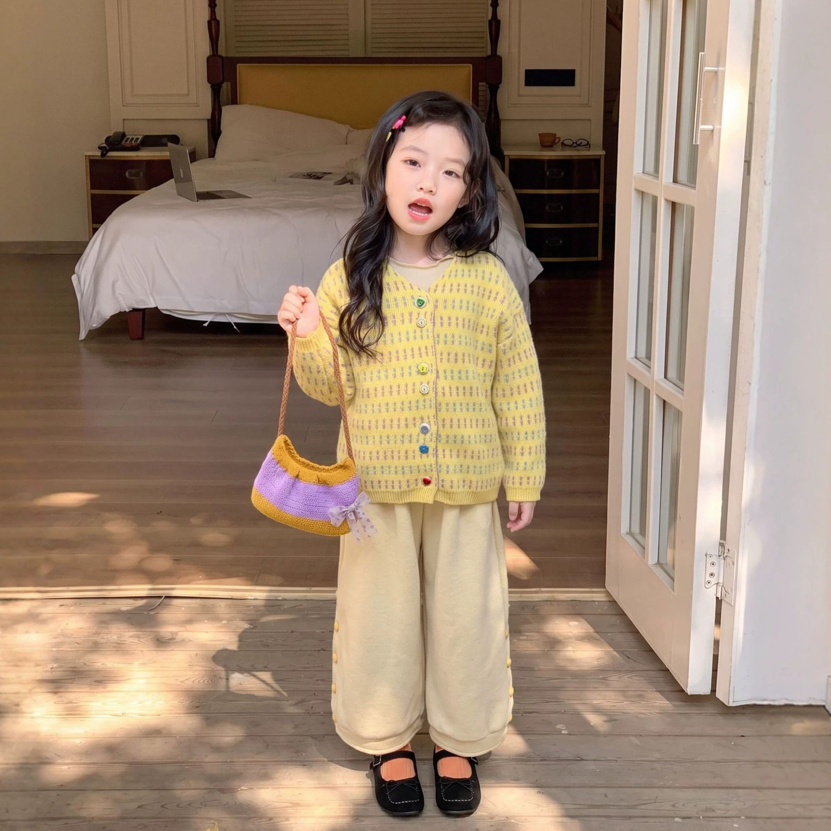 2026秋冬新款女童洋气点点毛衣开衫加厚打底衫时髦扣子呢子裤套装