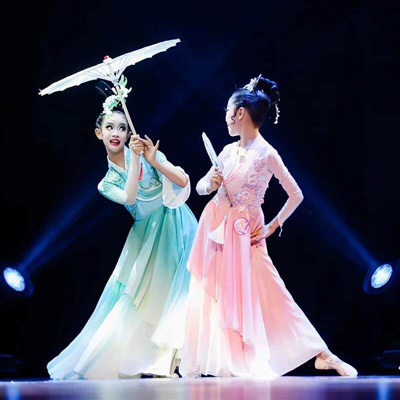 古典舞演出服女儿童中国风小孩舞蹈服大裙摆服装剧目表演古筝飘逸