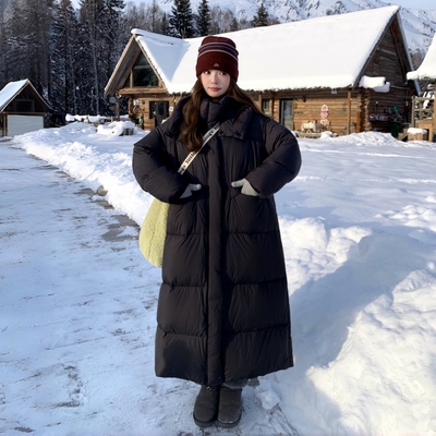 黑色白鹅绒羽绒服女2025新款长款