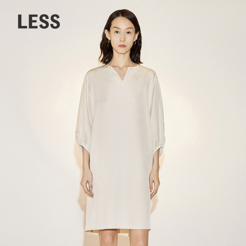 LESS夏季桑蚕真丝裙子女简约休闲宽松套头中袖连衣裙2N4G13