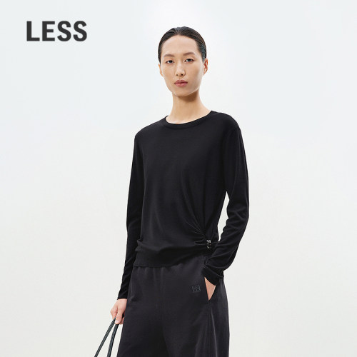【精工系列】LESS春简约休闲绵羊毛修身套头针织衫女2P2313180