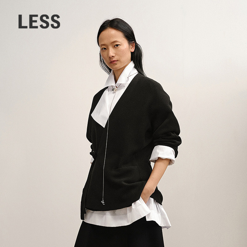 【商场同款】LESS2025年冬新款H型宽松通勤时尚开襟毛衫2P0316770