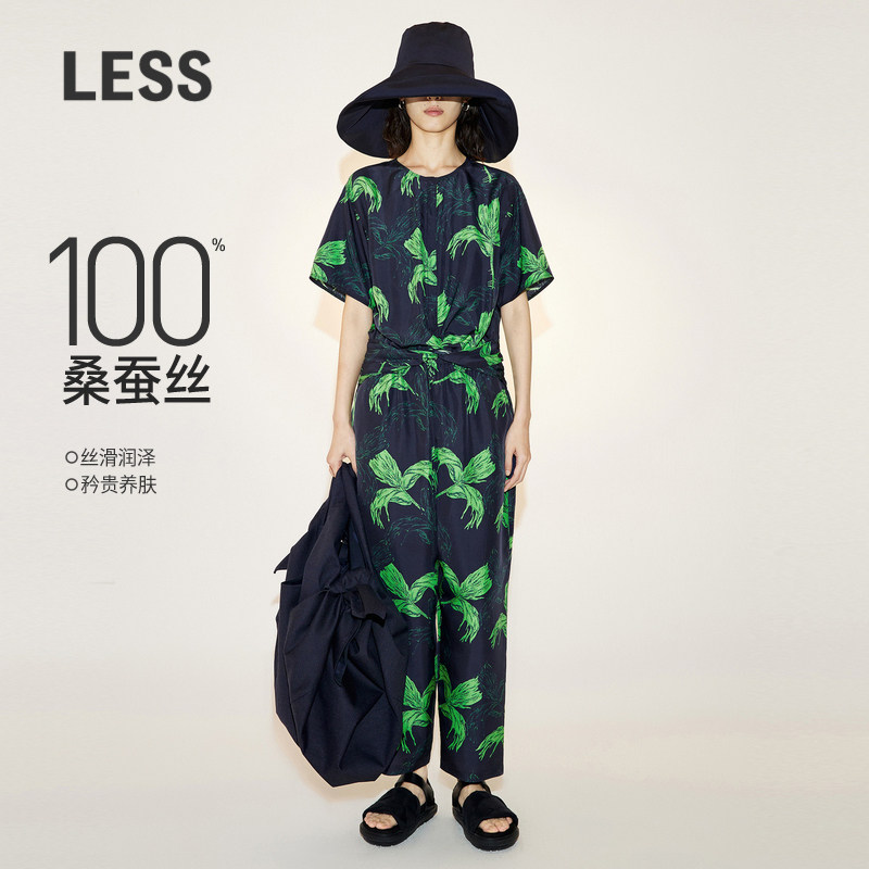 真丝电力纺材质，轻薄且有遮光性，穿着舒适