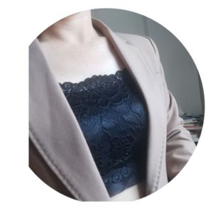 上下固定防走光神器大码 一片式抹胸遮胸布蕾丝花边假领打底