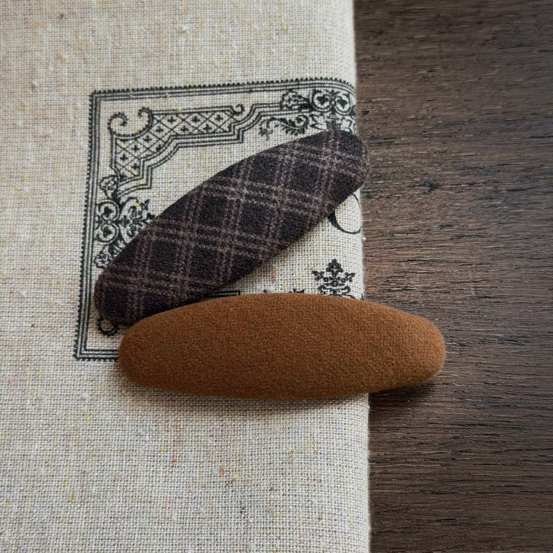 韩系美拉德格纹绒面BB夹高级感