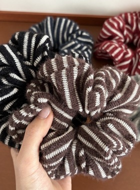 Raffia韩系针织条纹大肠发圈低马尾微毛绒头花秋冬低丸子头发饰