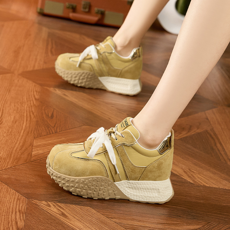 2025春季看不出来的内增高9cm厚底小个子阿甘鞋女矮子乐休闲鞋