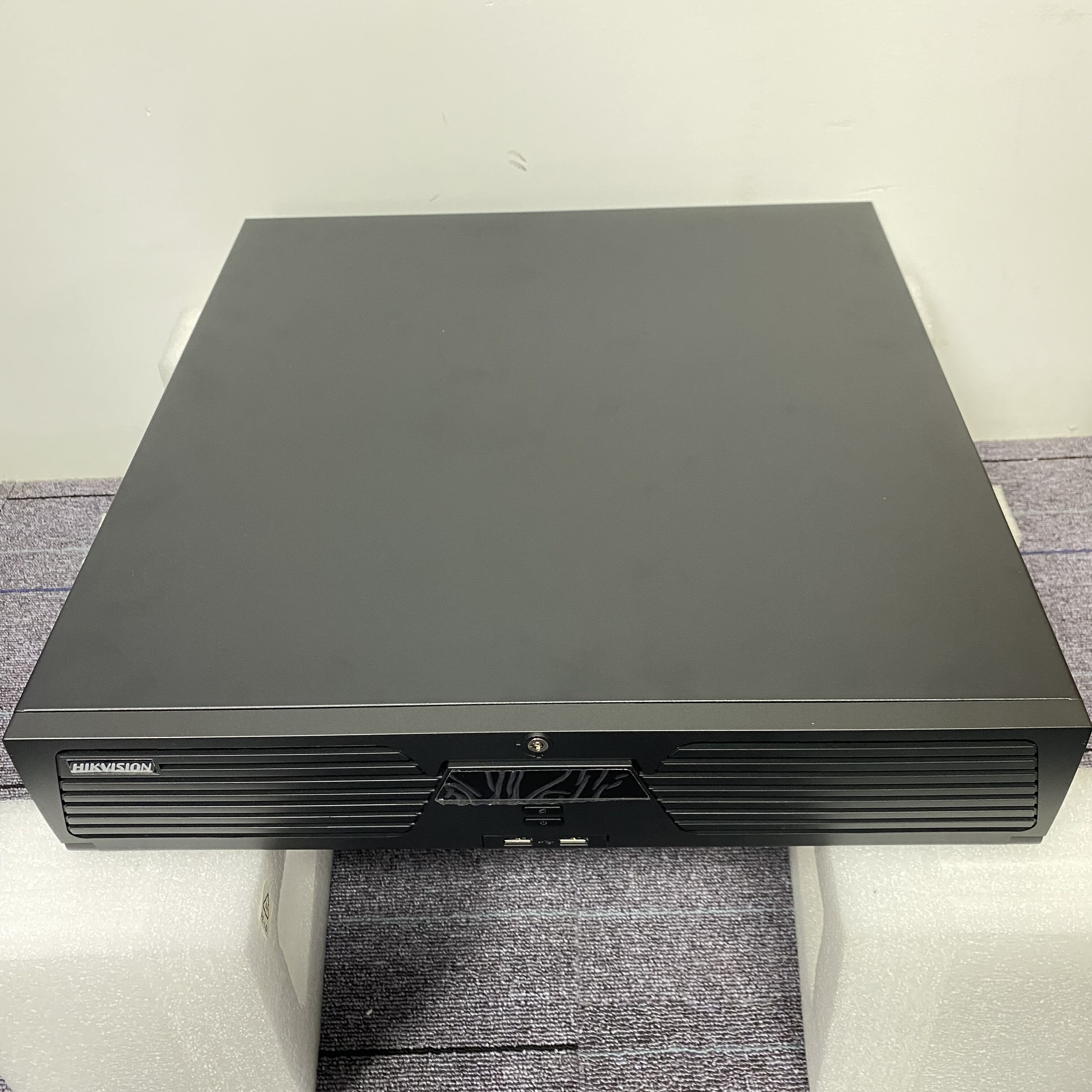iDS-9632NX-I8/AI海康威视32路8盘位AI超脑NVR录像机