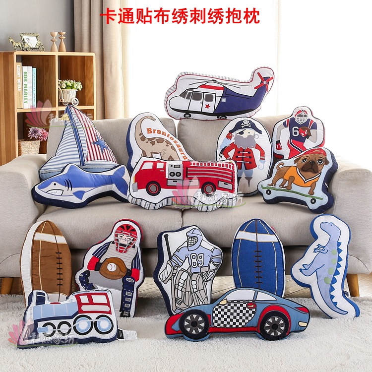 厂家直销儿童绗缝刺绣抱枕欧美卡通靠枕含芯布艺汽车靠枕
