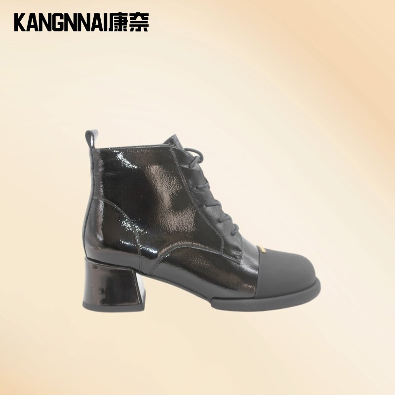 康奈时尚休闲中粗跟女靴保暖