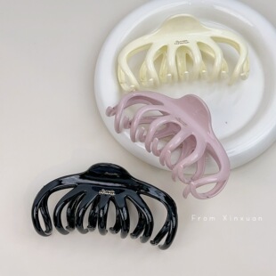 法式高颜值奶油质感八爪鱼抓夹2024新款设计感龙骨鲨鱼夹盘发夹美