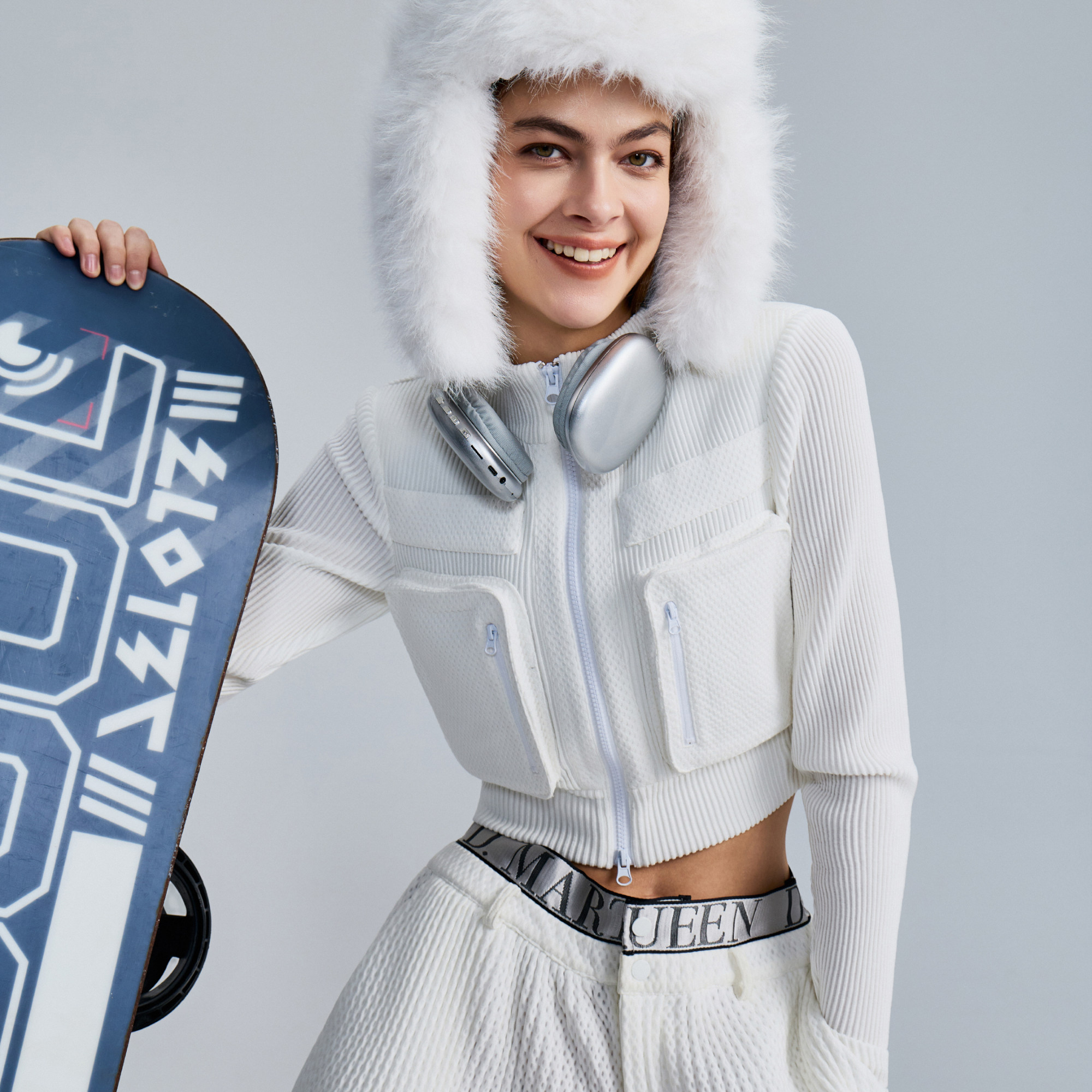 D.MARTINA QUEEN修身针织开衫女2026春新款日常通勤短款上衣外套,女装/女士精品,毛针织衫,淘宝优惠券,粉丝福利购,淘宝优惠卷