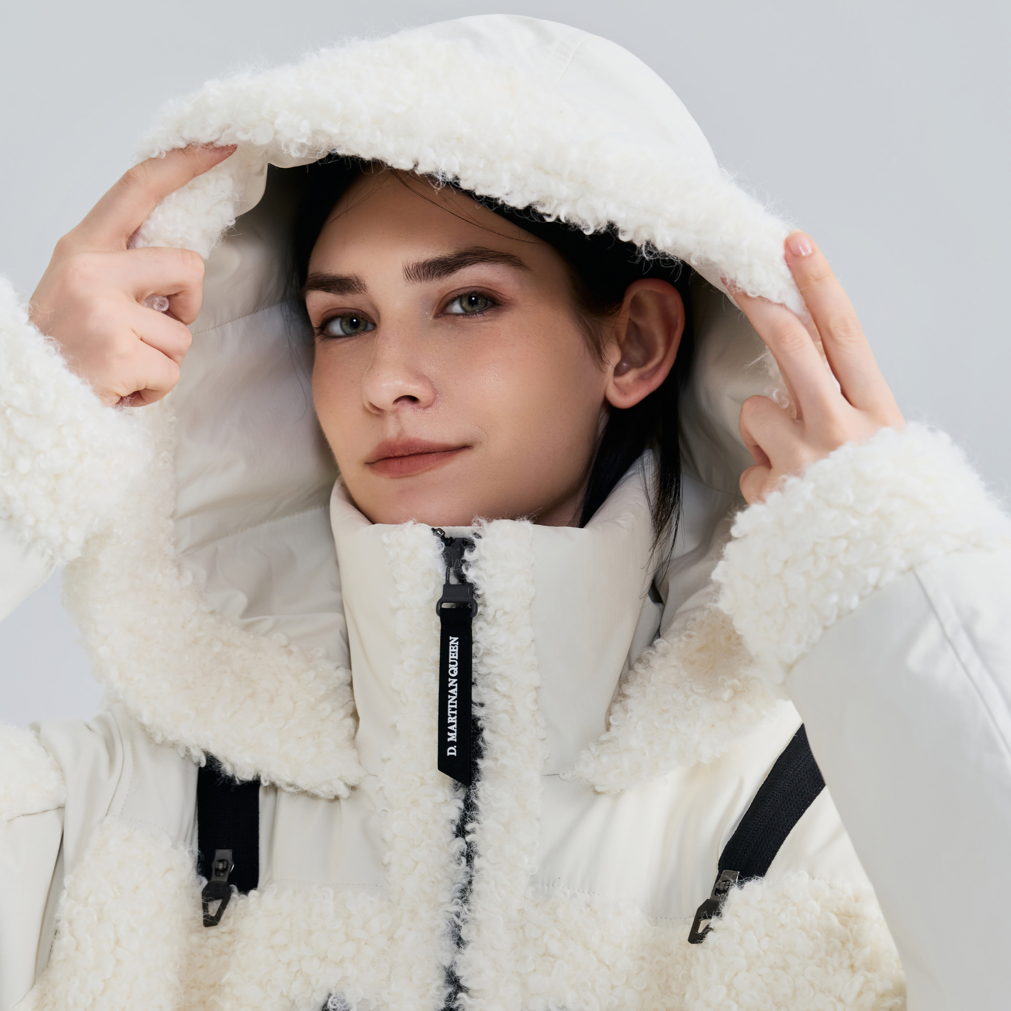 D.MARTINAQUEEN米白色棉服