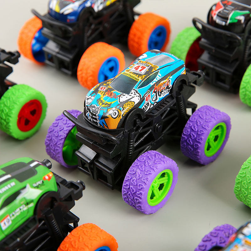 铁皮玩具越野车惯性特技越野车男孩要车合金汽车模型地摊玩具