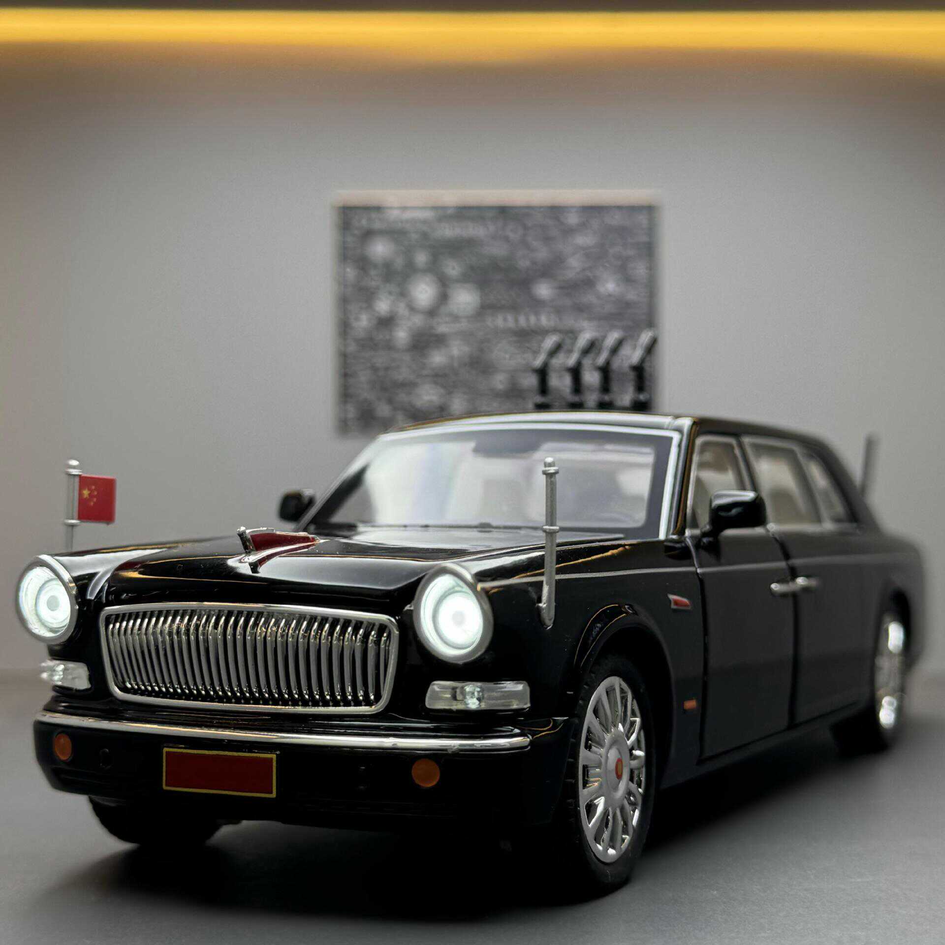 124红其汽车模型合金