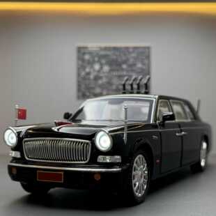 1:24红旗70周年阅兵合金车模仿真汽车模型摆件男孩玩具车生日礼物