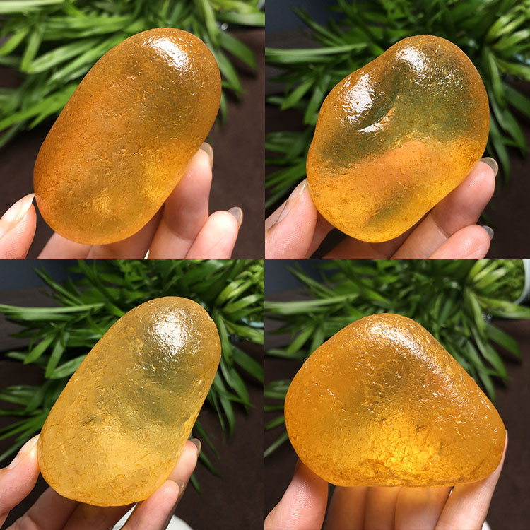 天然水冲石原石白水晶雕刻毛料黄皮把玩鱼缸花盆造景石桌面摆件