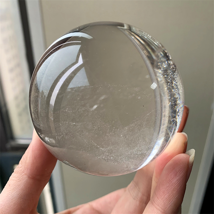 天然白水晶球原石打磨装饰品摆件