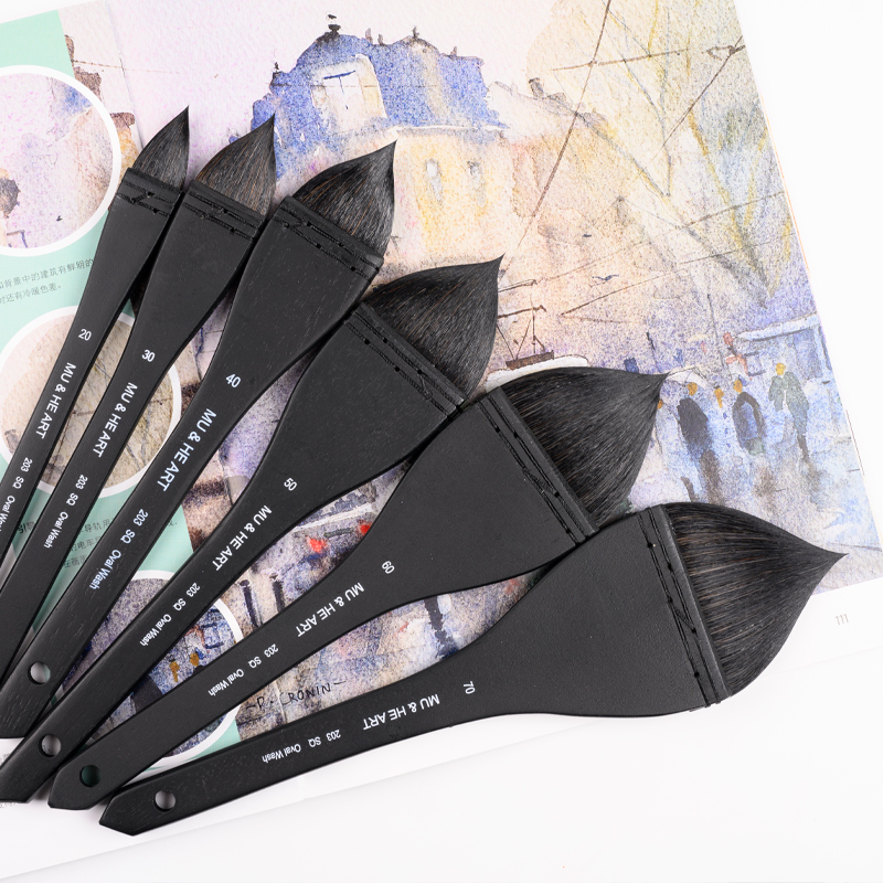 尖圆形灰鼠毛混毛板刷背景刷