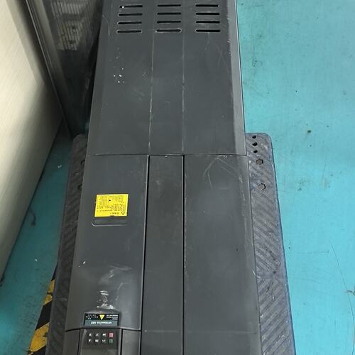 变频器6SE6440-2AD37-5FA16SE6440-2AD38-8FA16SE6440-2AD41-1FA1