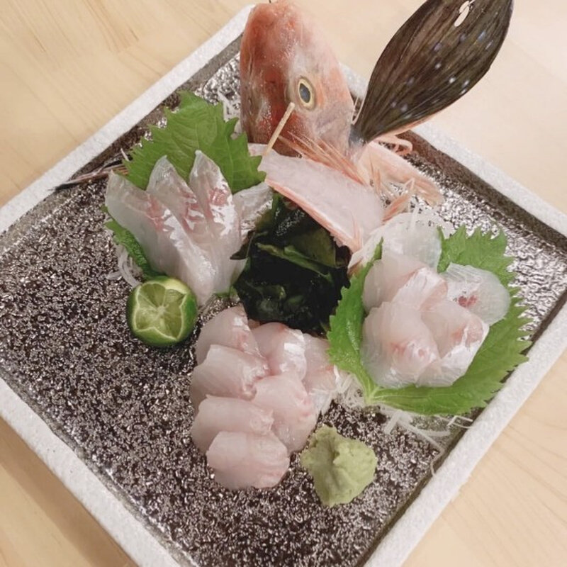 日本板前会席怀石料理陶瓷餐具正方刺身寿司拼盘烧鸟烤肉碟子复古