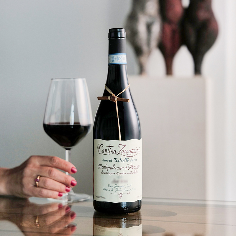 意大利莎卡尼尼小树枝干红葡萄酒