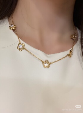 Blingkolio 设计师品牌金色钩针小花项链