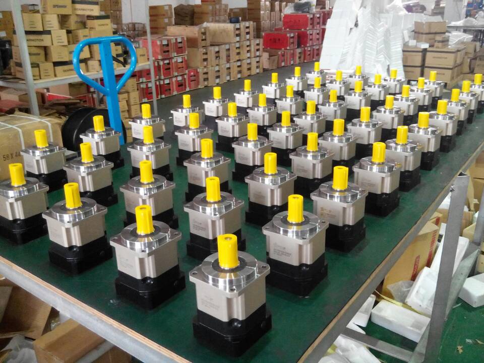 速发现货 速速机 PLE0行星齿轮减减器伺D86o步进 750W 服减速包