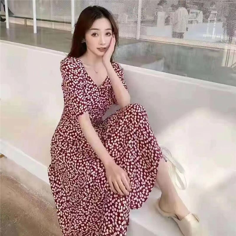 高货品质2024V领性感露背高腰连衣裙短袖女显瘦修身收腰气质碎花