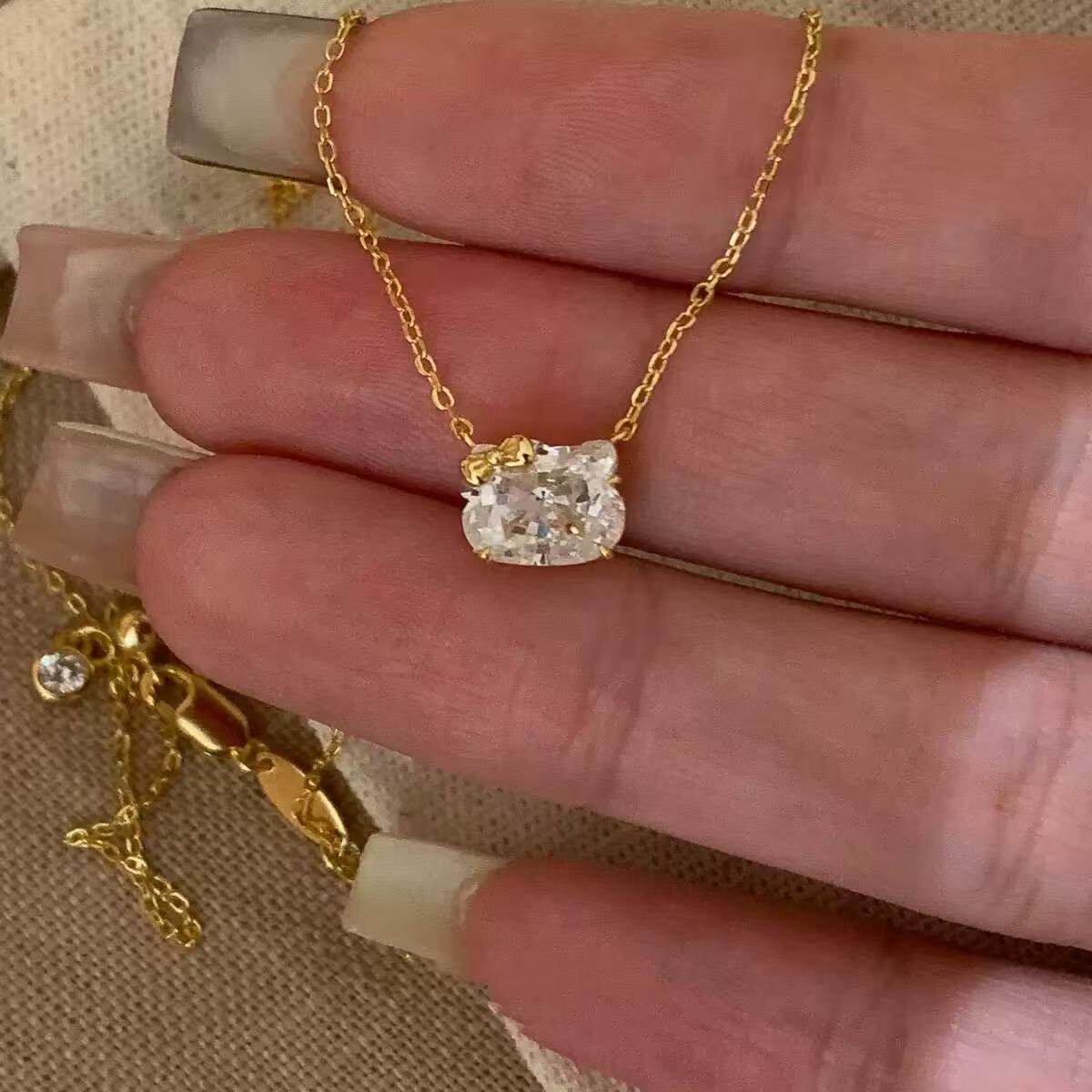 爆款Kitty猫造型精致锆石女项链女爆闪小众项链