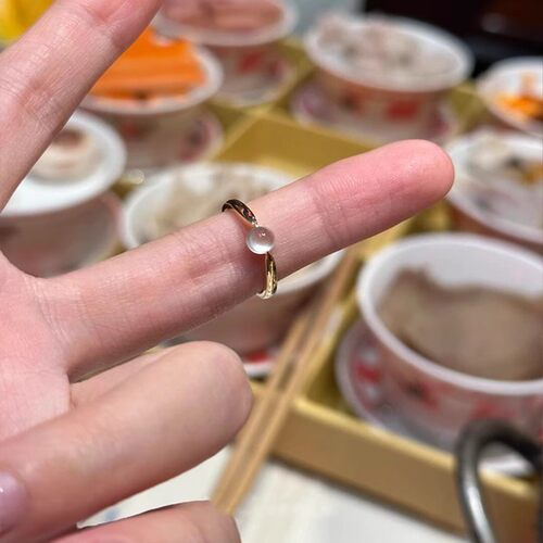 冰透白玉髓蛋面戒指女小众设计轻奢高级感食指戒精致指环