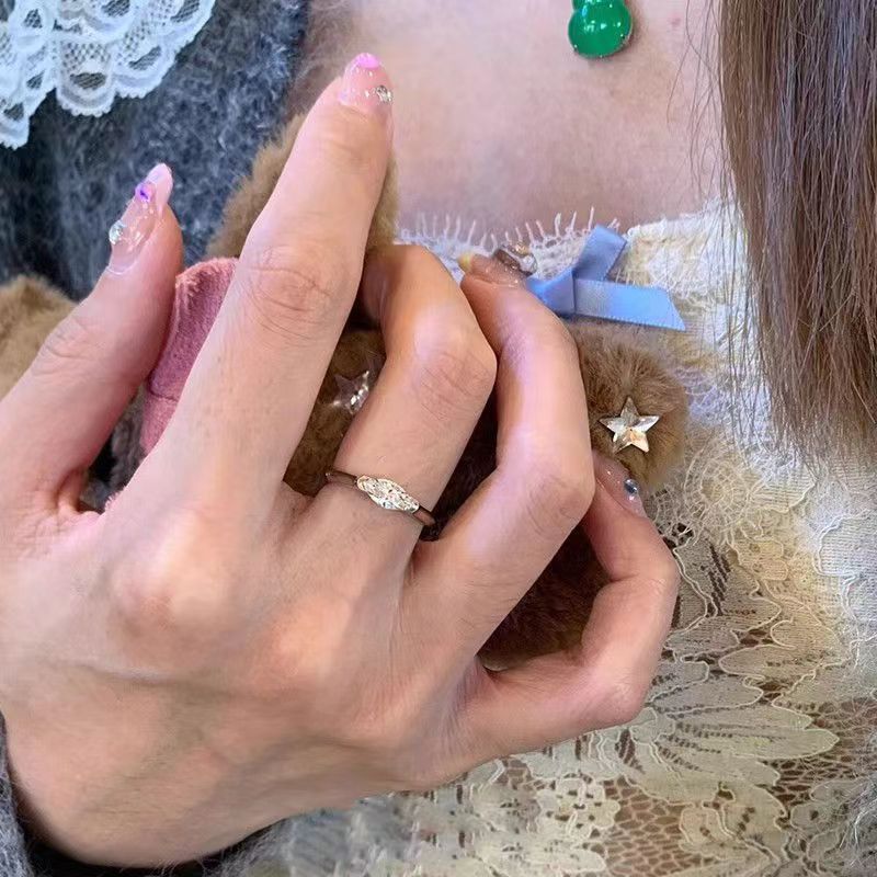 「苍穹之眼」马眼锆石戒指女小众ins复古风轻奢百搭指环食指戒潮