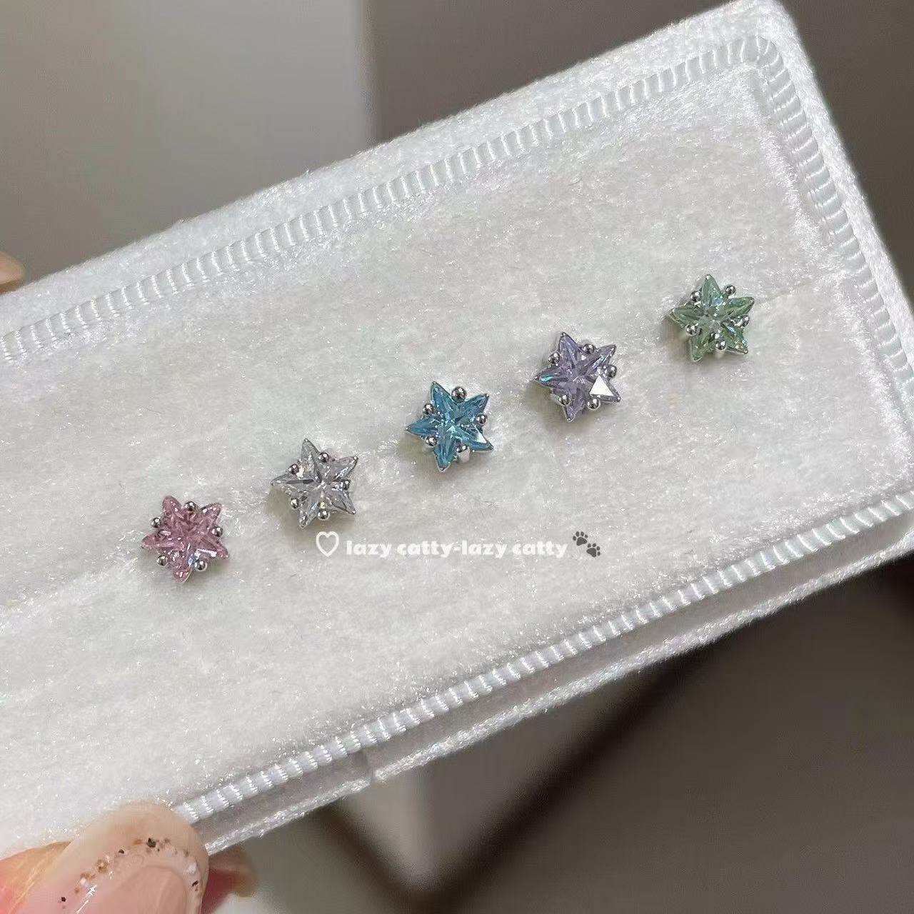 多巴胺超闪星星锆石钛钢小耳钉五角星耳骨钉精致耳饰女