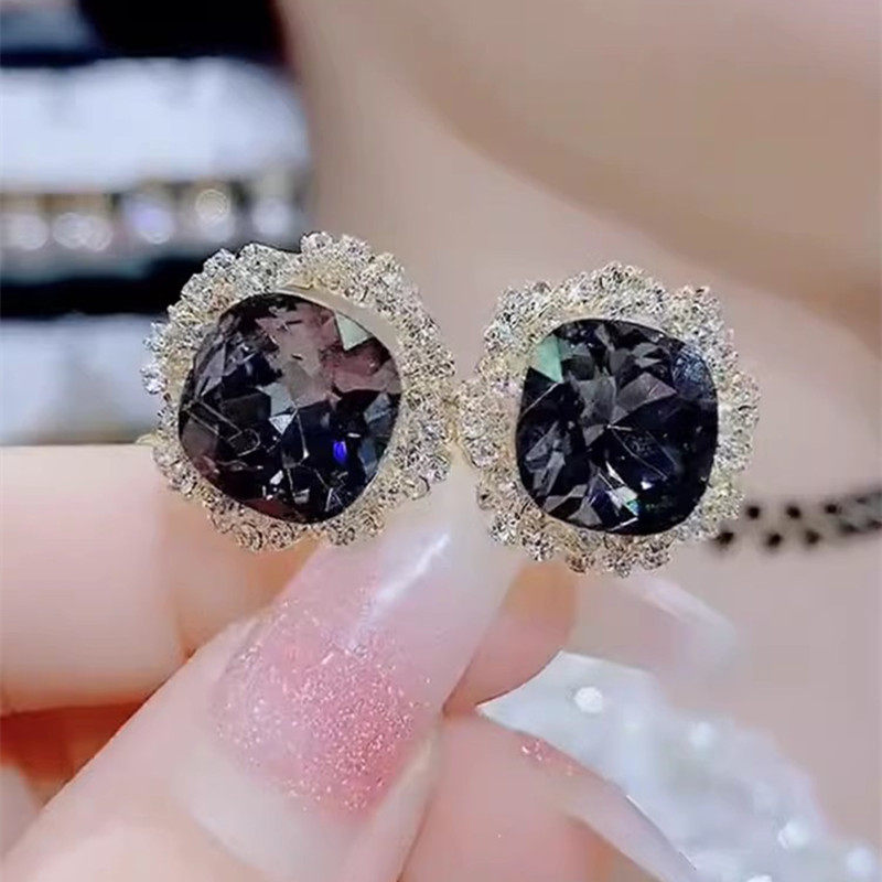 高级感精致边镶钻水晶耳钉银针小众气质不挑脸型的耳饰新款耳环女