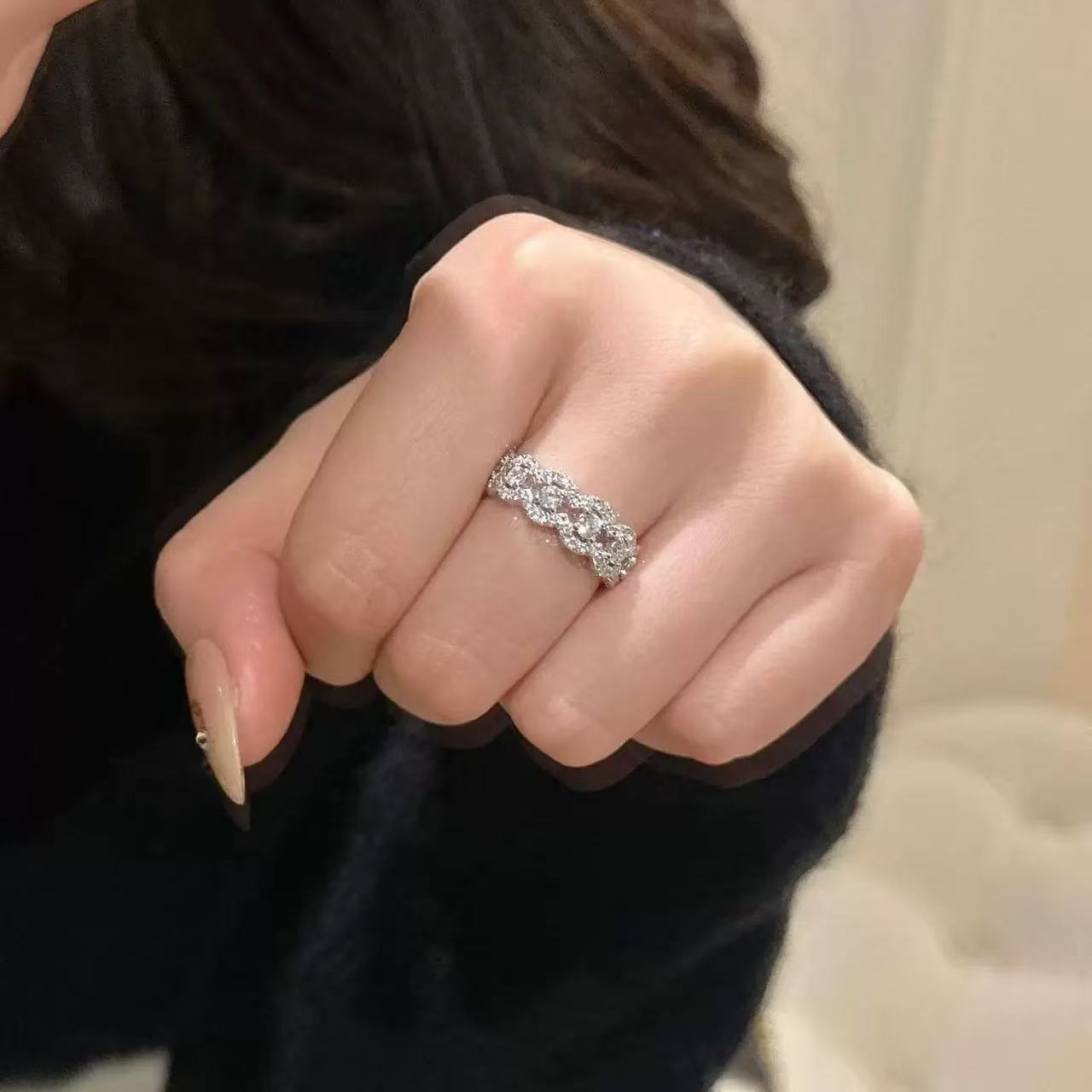 闪钻镂空蕾丝戒指女轻奢小众设计高级感精致气质潮酷开口调节指环