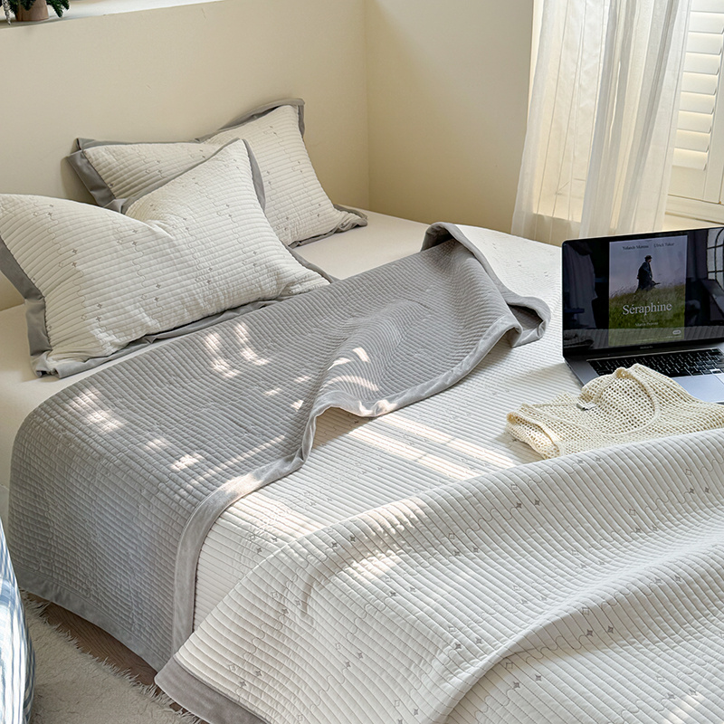 A类床盖一面绒一面纯棉加厚