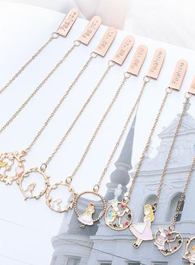 1PC 23cm Metal Pagination Mark Peach Creative Bookmarks Hear