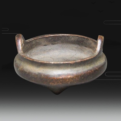 现货收藏复古包浆老气古色古香工艺品黄铜三足宣德小香炉摆件