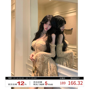 牛了牛了 法式蕾丝连衣裙女2025秋季性感鱼骨抹胸裙长袖约会裙子