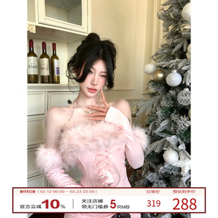 牛了牛了 辣妹套装女2025冬季新款毛领拼接鱼骨上衣短裤两件套