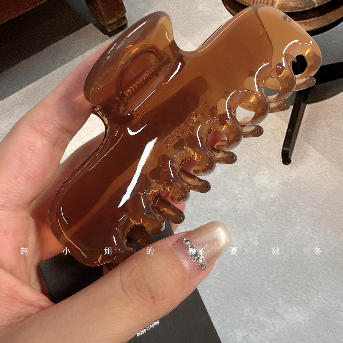 韩系发饰咖色琥珀色醋酸板材抓夹简约通透质感后脑勺盘发鲨鱼夹