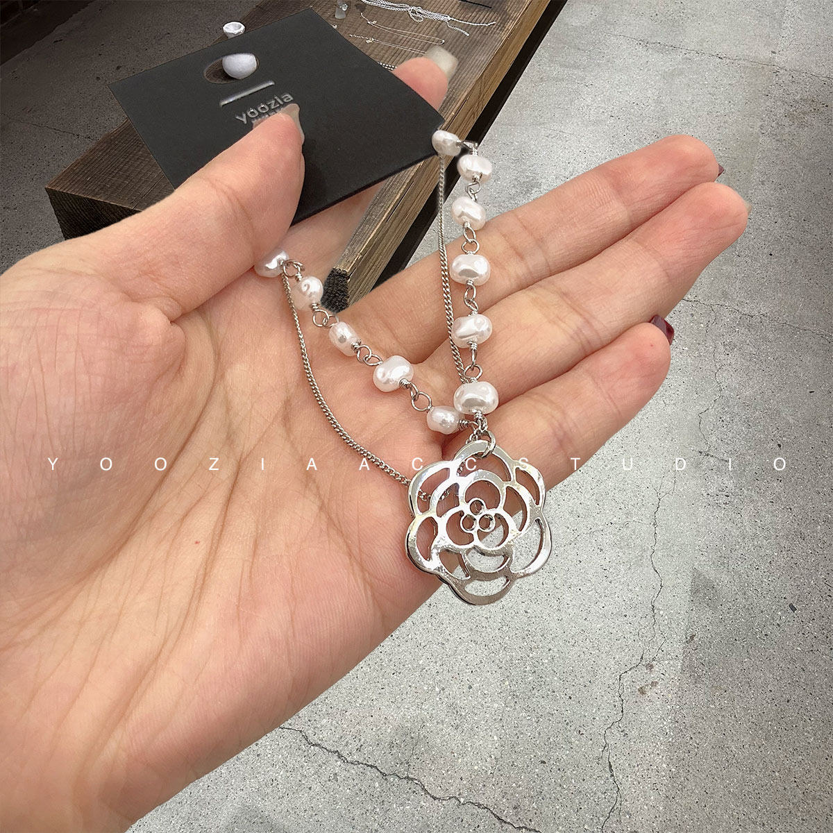 手机链花朵高级感珍珠饰品