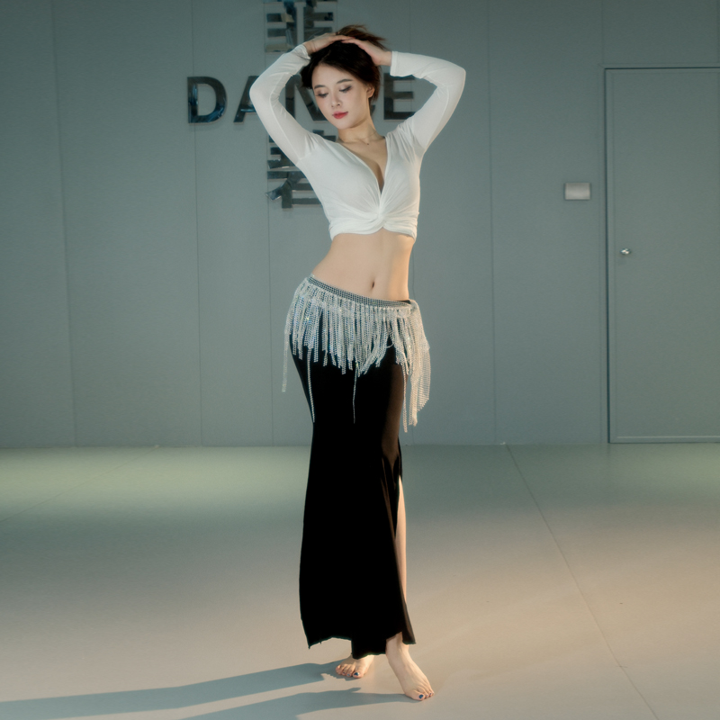 新款莫代尔上衣肚皮舞练功服蝶际