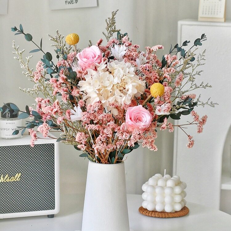 永生玫瑰尤加利叶干花花束真花绣球水晶草家居装饰卧室摆件满天星