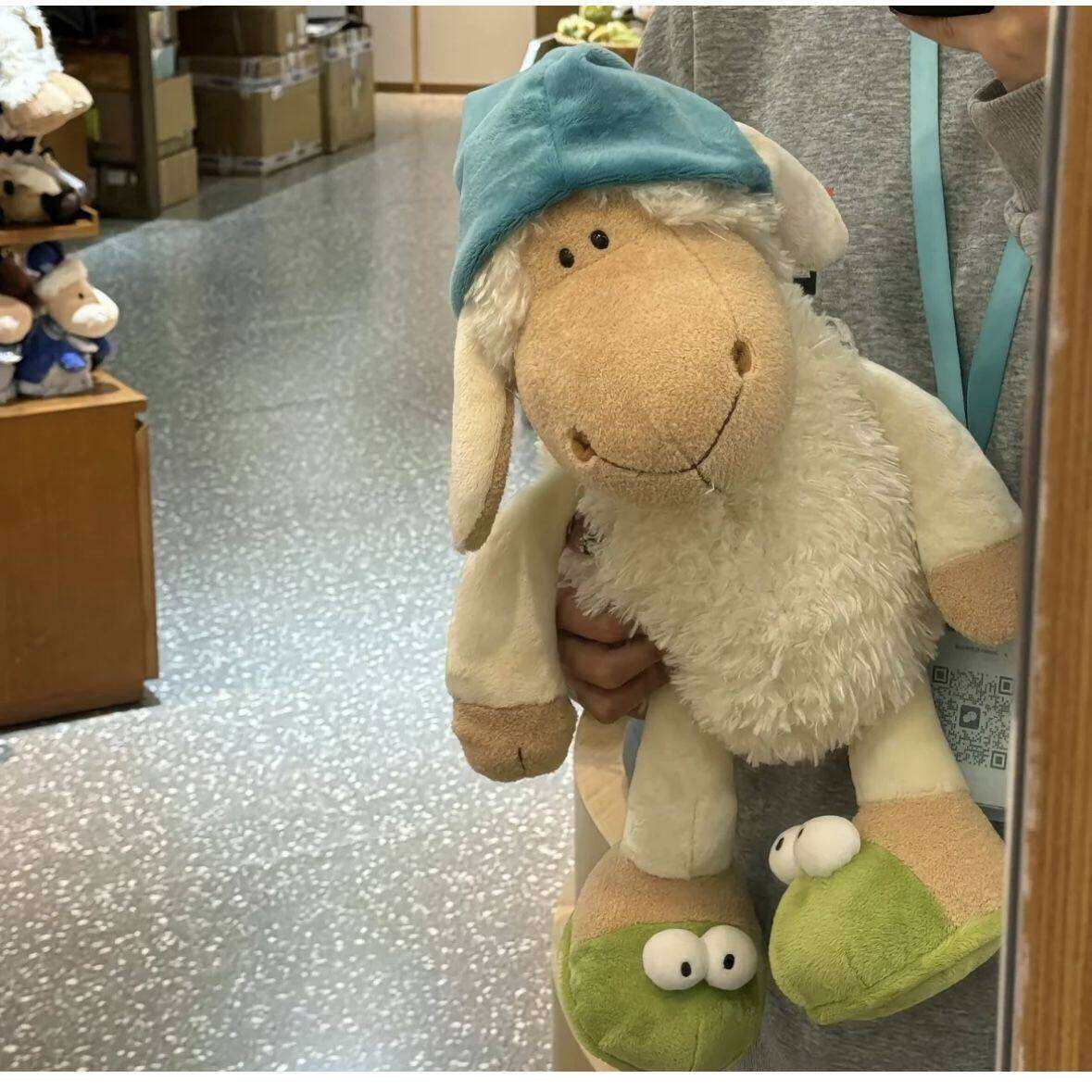 2019流行的毛绒玩具小羊公仔瞌睡羊毛绒玩具睡帽羊玩偶睡觉抱床上