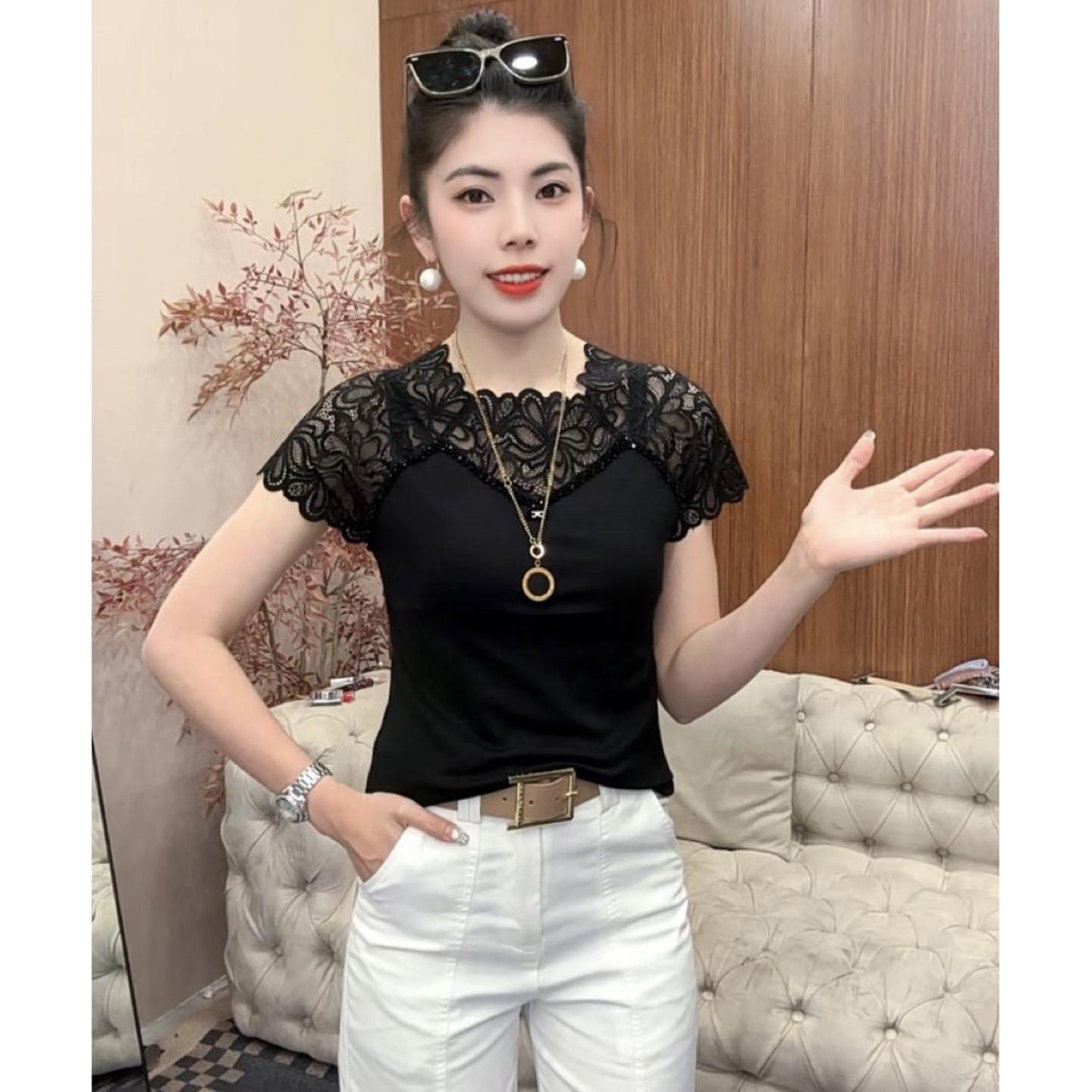 性感蕾丝拼接钉钻短袖t恤女