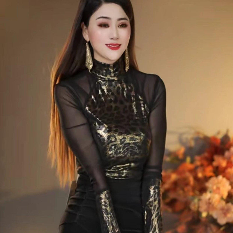 别致漂亮豹纹印花T恤女长袖秋冬半高领网纱拼接上衣紧身打底小衫